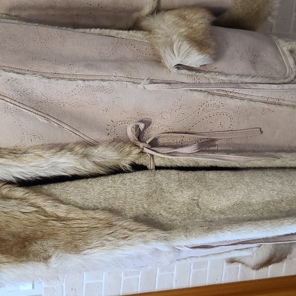 Jones New York Women's Faux Shearling Hooded Wrap Coat (Sz M/P) - Picture 8 of 12